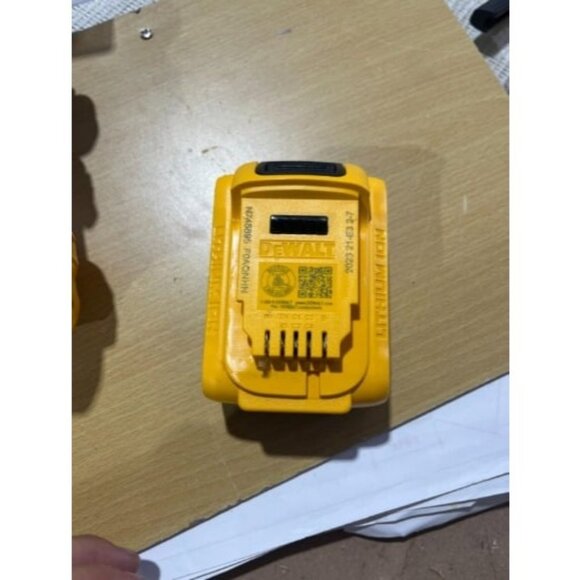 20V MAX XR Battery 5 Ah 2-Pack - Picture 3 of 4